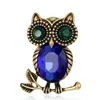 Retro Green Gem Crystal Owl Broscher Vintage Animal Brosch Pins för kvinnor / män Mode Smycken Lots grossist
