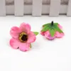 Grossist- 20pcs / lot mini artificiellt doftande miljöskydd Liten körsbärs huvudblommor för DIY Wedding Car Party Decoration Craft