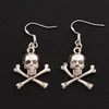 Piraat Skull Dangle Kroonluchter Oorbellen 925 Silver Fish Ear Hook 30pairs / partij E981 41.4x19.6mm