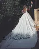 Arabische Dubai Baljurk Kant Trouwjurken Vierkante halslijn Banden Lange Court Train Tulle Beading Bridal Togonnen