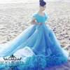 Cendrillon Bleu Clair Robes De Mariée Pas Cher Cristal Robe De Bal Hors Épaule Perles Tribunal Train Robe De Mariée