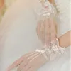 Groothandel goedkope nieuwe bruid kant bruid bruids bruiloft handschoenen strikje mesh accessoires voor voor bruiloft formele partij