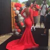 Luxury Prom Dresses 2017 Sheer O-Neck Applique med långärmad golvlängd stretch Satin Red Mermaid Formella aftonklänningar Vestido de Festa