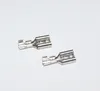 100 Stks van 4.8mm Silver Crimp Terminals met siliconencase Vrouwelijke spade Snelle connectorterminal voor arcade ketting kabel draden