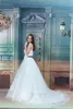 2017 Biały Sweetheart Koronki Suknie Balowe Suknie Ślubne Organza Aplikacje Kwiaty Zroszony Kwiaty Tanie Lace Up Plus Size Bridal Suknie BM49