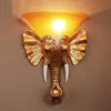 Lampade da parete di caso delle scale dell'elefante dell'oro della resina antica Camera da letto creativa della camera da letto del salotto Luci della parete del corridoio Corridoio Corridoio Corrimani della parete