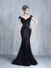 2017 Tony Chaaya Avondjurken Zwart Sexy Off Shoulder Dompelen Prom Dresses met Applique Mermaid Style Custom Made Formele Partyjurken