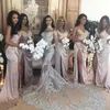 저렴한 인어 신부 들러리 드레스 2017 섹시한 스파게티 스트랩 우아한 라이트 핑크 플러스 사이즈 허리 하이 사이드 분할 긴 들러리 드레스