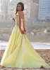 Gorgeous Tulle Satin Sweetheart Neckline A-Line Formella Klänningar Med Lace Appliques Yellow See Through Prom Dress Beach Aftonklänningar