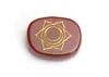 7 Chakra Stone Reiki Healing Crystal med graverade chakra -symboler Holistisk balansering Polerade palmstenar med fri påse