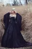 Retro 2018 zwarte gotische trouwjurken van de schouder een lijn bell lange mouwen full lace middeleeuwse corset bruidsjurken