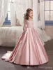 2020 Bedövning rosa blomma flicka klänningar för bröllop barn långärmad communion klänning pärlor boll klänning flickor pageant klänningar