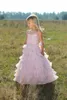 Blush Pink Flower Girl Dresses 2018 met Tiered Ruffles Rok Sheer Neck Ball Town Kids Prom Dress voor verjaardagspartij op maat gemaakt