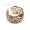 Acrylic Bangle Fashion Mixed Color Leopard Tryckd Öppnad bred Bangle för marknadsföring Partihandel 24st / Lot Fri frakt