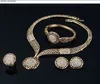 Luxe Hollow Gold Crystal Hanger Ketting Bangle Armband Oorbellen Ring Bruiloft Sieraden Set Verklaring Rhinestone Party Sieraden voor Vrouwen
