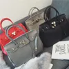 2021 arrivée en cuir femmes sac à bandoulière marque serrure sacs à main élégant dames sac à main de luxe Messenger Bags215p