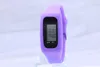100 pcs/lot Mix 12 couleurs mode numérique LCD podomètre course étape Distance de marche compteur de calories montre Bracelet LED podomètre montres LT021