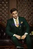 2019 Wedding smoking escuro caçador verde Noivo Smoking Notch lapela Men Blazer Prom Terno Terno de negócio (Jacket + Calças + Vest + Kerchief Tie +) Partido
