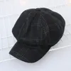 女性のウールの格子縞のベレー帽の帽子Tweed Newsboy Gatsbyゴルフキャップレトロアーティスト画家八角形のビーニーキャップ