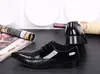 Scarpe da sposa nero a punta le dita dei piedi scarpe di cuoio Mens brevetto modello Snake Sapato Masculino Lace Up Plus Size Creepers