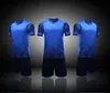 wholesale Set di maglie da calcio vuote di moda, 2017 nuove maglie da calcio personalizzate da uomo con pantaloncini, maglia da allenamento corta, maglie da squadra personalizzate da uomo