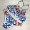 Costumi da bagno con stampa geometrica Bikini imbottito ritagliato scava fuori costumi da bagno di design per le donne Spedizione gratuita