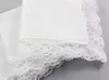 Fazzoletto sottile di pizzo bianco Regali di nozze per donna Decorazione per feste Tovaglioli di stoffa Fazzoletto fai da te vuoto semplice 25 * 25 cm8889315