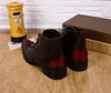 2018 High Man Boots 뾰족한 발가락으로 레드 와인 남성용 짧은 부츠 남성용 신발 브러시 색상 피부 첨단 발가락 스타일리스트 맨 부츠 빅 사이즈 EU38에서 46