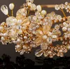 Perlen Hochzeit Krone Tiaras mit Pflanzenmuster Günstige Braut Kopfschmuck Blumen Krone Stirnband Vintage Gold Barock Kronen für Party6899953