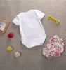 2017 New Baby Princess Set di abbigliamento Neonate Bianche manica corta Pagliaccetti corona + Pantaloncini stampati floreali 2 pezzi Set Abiti per bambini Abiti per bambini