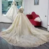 Abiti da sposa speciali a sirena con gonna sopra le spalle e fusciacca sul fondo Abito da sposa con applicazioni in pizzo pieno Affascinanti abiti da sposa in tulle