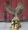 Kina Fengshui Brass Wealth Money Success Hawk Eagle Lanneret Bird King Statue