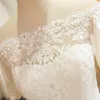 Nouveau 100% réel Arrived Photos Charme A-ligne robe épaule en dentelle de mariée manches courtes perles appliques robe de mariée Tie Up