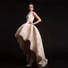 2018 NEW Krikor Jabotian 이브닝 드레스 크루 네클라인 힐로 프릴 댄스 파티 드레스 Organza Appiques 플라워 드레스 스타일 모양 볼 가운