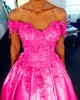 Elegant naken rosa prinsessa quinceanera klänningar av axel satin backless guld lavendel fuchsia petite prom klänningar söt 16 klänning spets upp