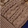 熱い女性の冬の暖かい手のニットのフェイクの毛皮のポンポンズビーニーの帽子高品質の暖かいウールニットビーニースカリーウールハットビーニーDHL無料
