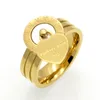 2017 Roman Forever Love varumärke 316L Titan stål smycken grossist Heart Love Ringar för kvinna vigselring smycken guld/silver/rosa färg