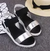 Kobiety Sandały Kobiety Letnie Buty Peep-Toe Płaskie Buty Roman Sandały Mujer Sandaliasy Ladies Flip Flops Obuwie Sandalowe