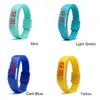 Montre-bracelet numérique à LED Rectangle de sports de plein air ultra mince Étanche Gym Running Écran tactile Bracelets Ceinture en caoutchouc Bracelets en silicone