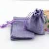 50pcs Tecido de linho roxo Praques de jóias de jóias de jóias de jóias Bolsas de juta de estopa 10x14cm etc.