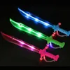 Light Up Ninja Espadas Movimento Ativado Som Piscando Pirata Buccaneer Espada Crianças LED Piscando Brinquedo Glow Stick Party Favors Presente Li5838909