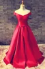 Proste Red Off The Ramię Prom Dresses V Neck A Linia Satyna Ruched Custom Made Formal Evening Suknie Fasr Dostawa Cocktail Party Dress