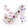 Witte kant bloem hoge hak trouwschoenen mode mooie vrouwen partij prom schoenen peep toe zomer nachtclub pompen met kwastje
