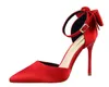 Verkoop goed zijde Bowtie Dames Stiletto Schoenen Puntschoen High-Heied Shoes Red Party Trouwschoenen Big Size 35 ~ 42