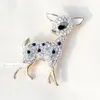 Toppkvalitet Glänsande diamant Crystal Cute Deer Brosch Pins för kvinnor Bröllop Bröllop Broscher Bouquet Smycken 18k Real Gold Plated Party Presenter