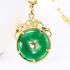 167P MGFam Chinês Antigo Mascote Dragão Pingente Colar 24K Banhado A Ouro Jade Malaio Verde com 45cm Chain1163119