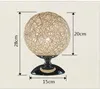 Handgemaakt katoenmateriaal Ronde gevormde creatieve LED -tafellampen woonkamer Studie Slaapkamer Decor Katoen omgekleurde lamp