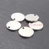 Te koop 10 stks / partij Smooth 18mm / 23mm Medailles Hanger Rvs Zilver Tone Mode Ronde Tag Charms Sieraden DIY Hoog Gepolijst