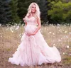 妊娠中の母親はウェディングドレスの恋人のアップリケオンザプラスサイズのウェディングドレススイープ列車レイヤー新しいファッションピンクのブライダルドレス