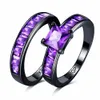 Noble Purple Rhinestone Square CZ Zirkoon Paar Ringen Set Black 18K Gold Fuled Wedding Alliance for Women